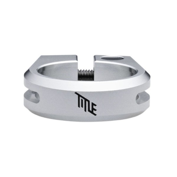 Collier de selle Title...